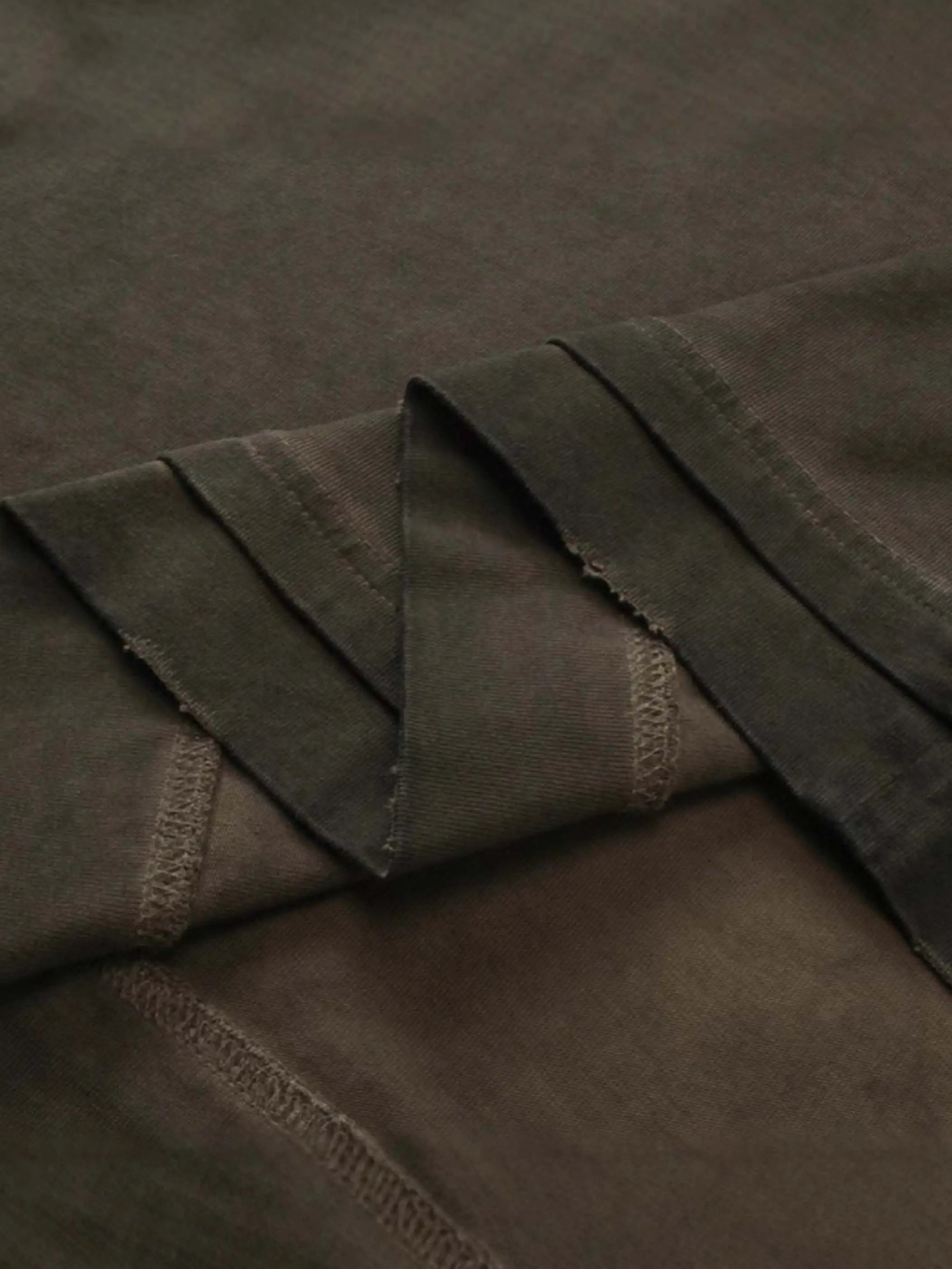 Iconic Hand Gesture Graphic Longsleeve-347