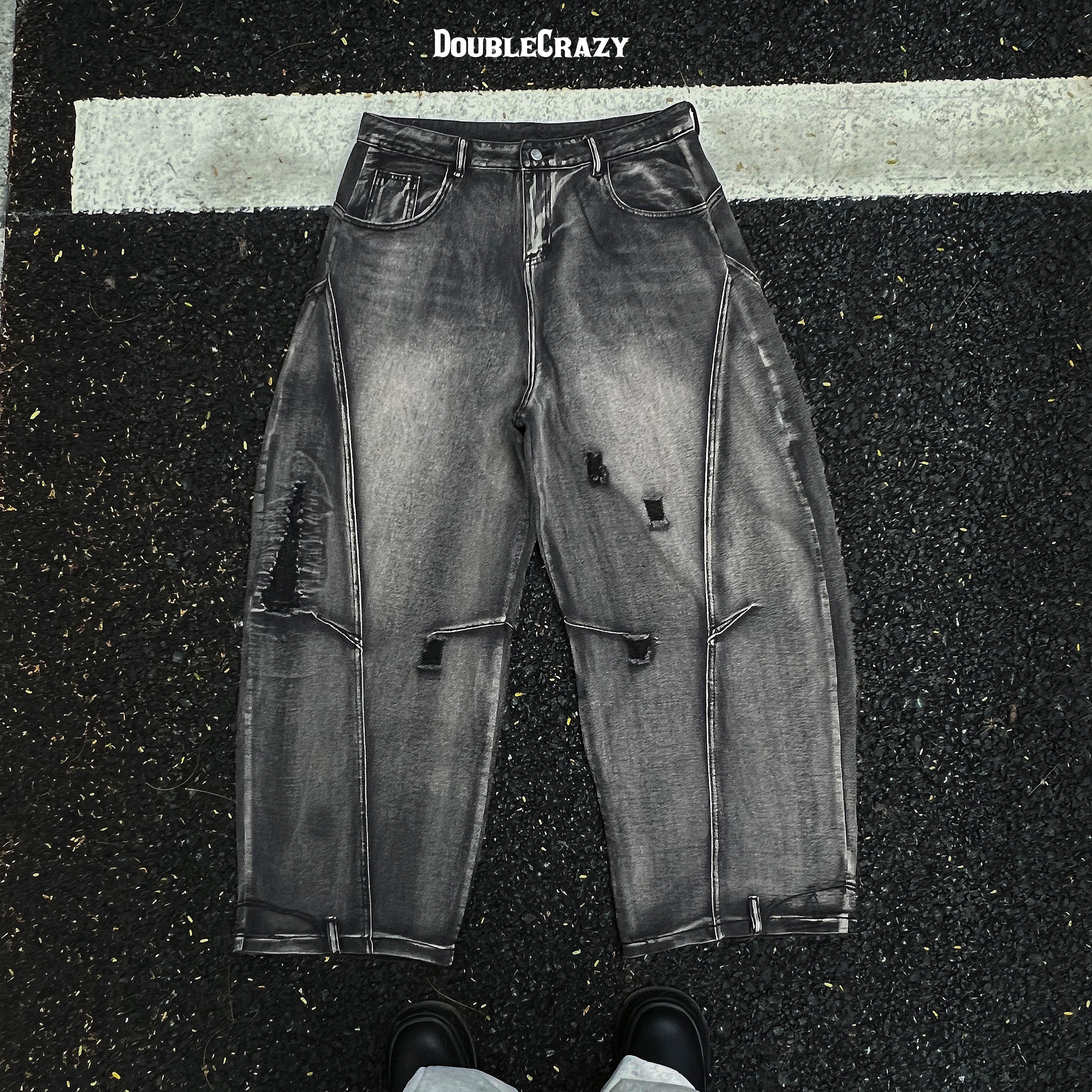 Dark Wash Distress Jeans - S131