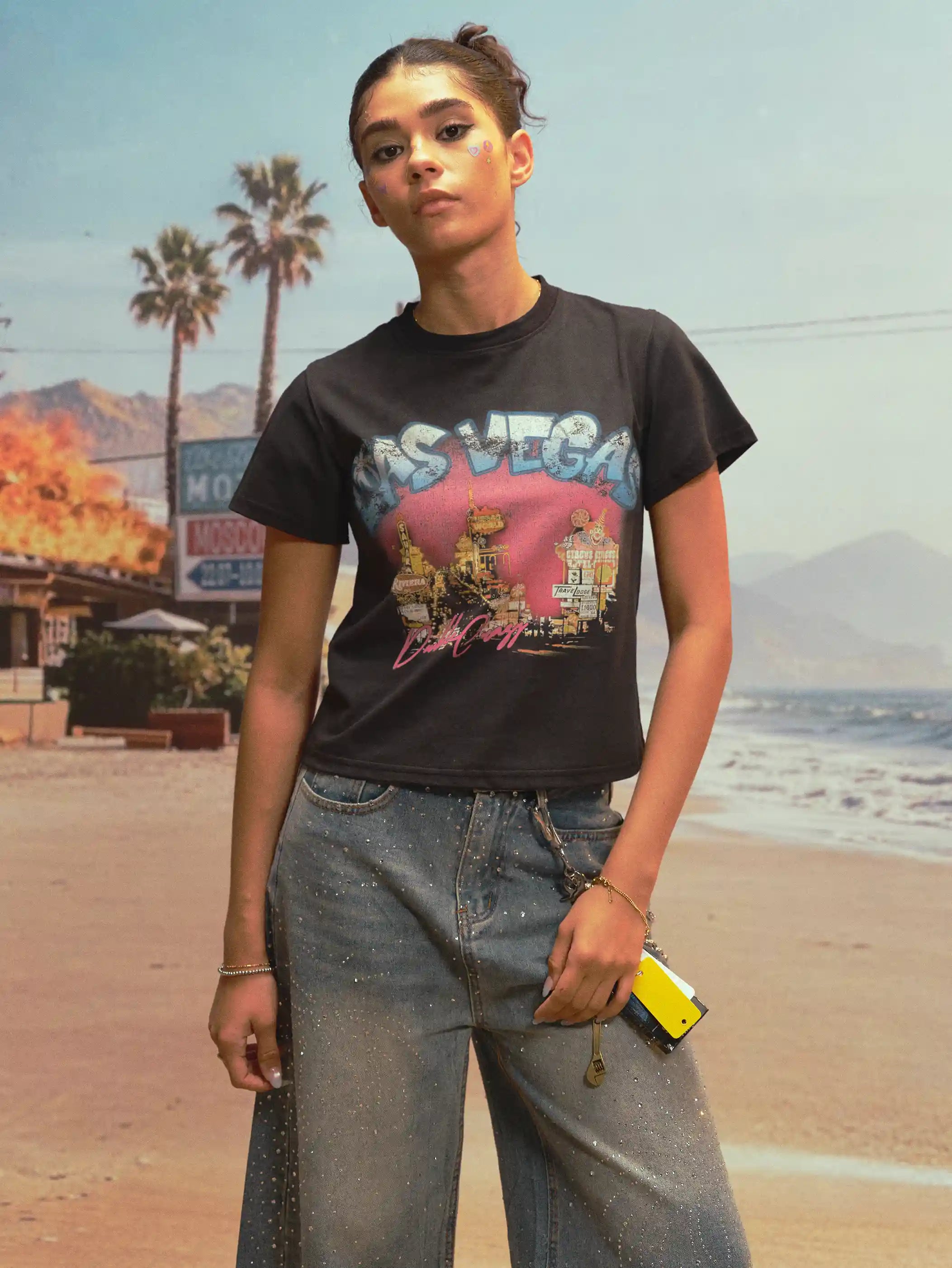 90s Vintage Vegas Regular Tee-543