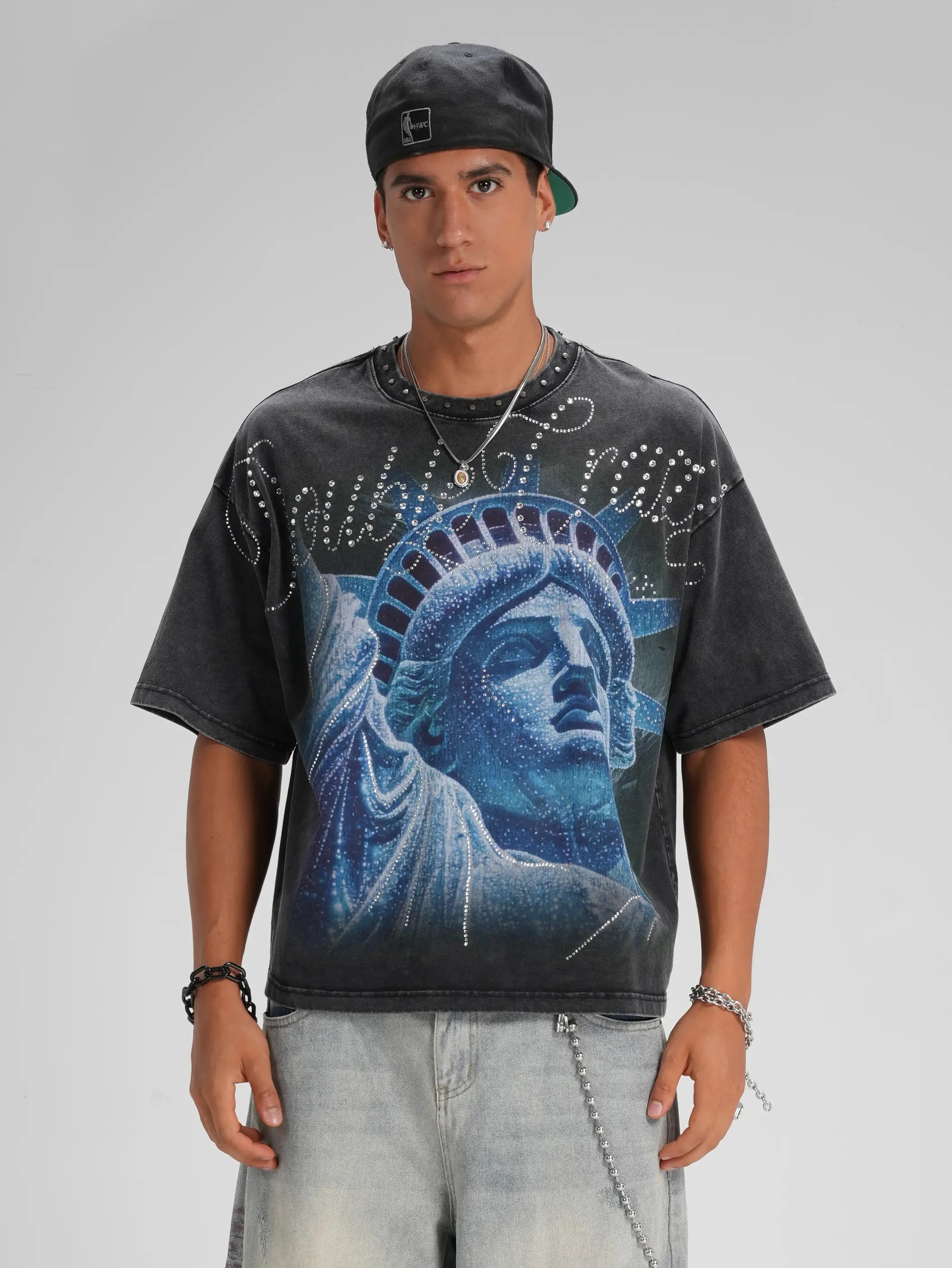 Studded Neck Liberty Graphic Tee-554