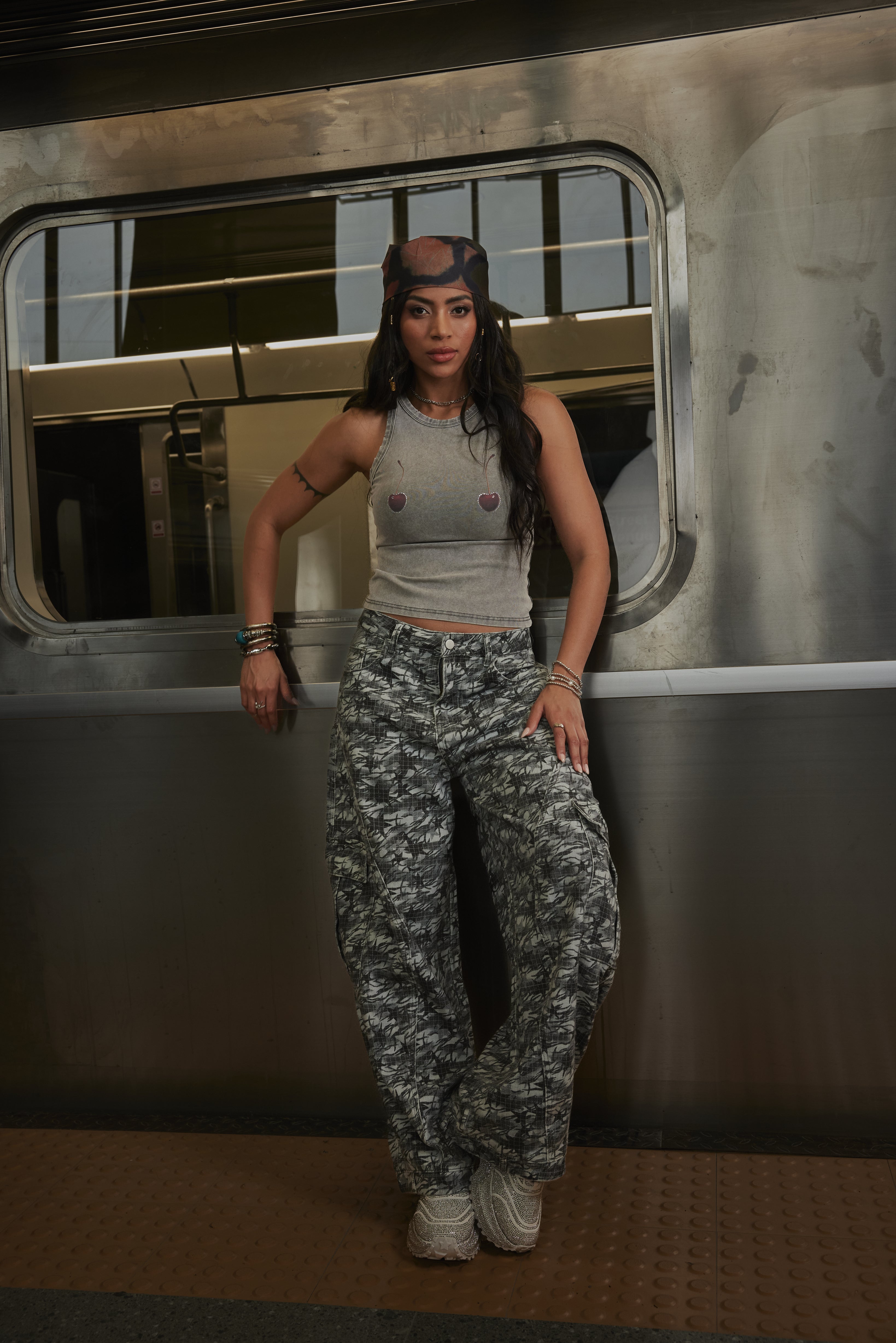 Sweet Cherry Shine Vest-251