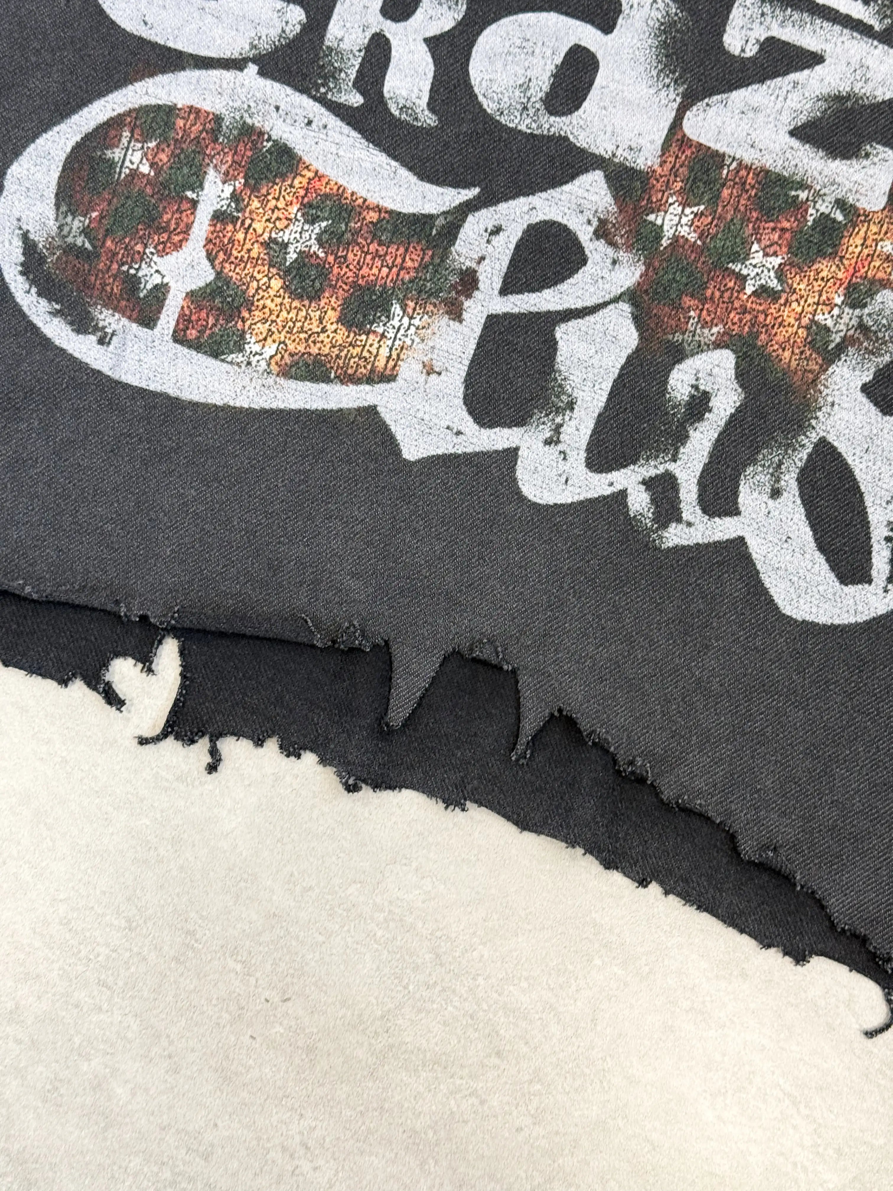 Distressed Logo Graphic T-shirt-422