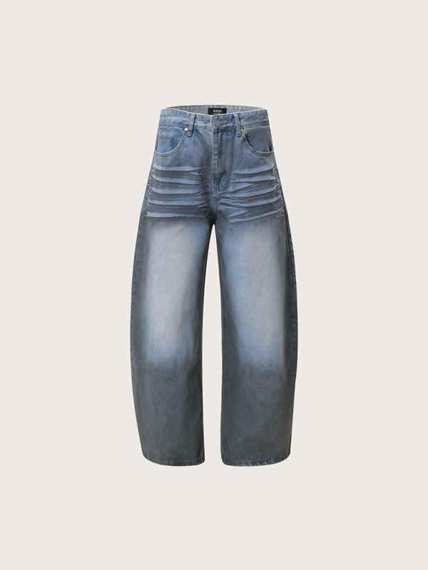 Modern Oversized Denim Jeans with Gradient Fading and High-Waist Design