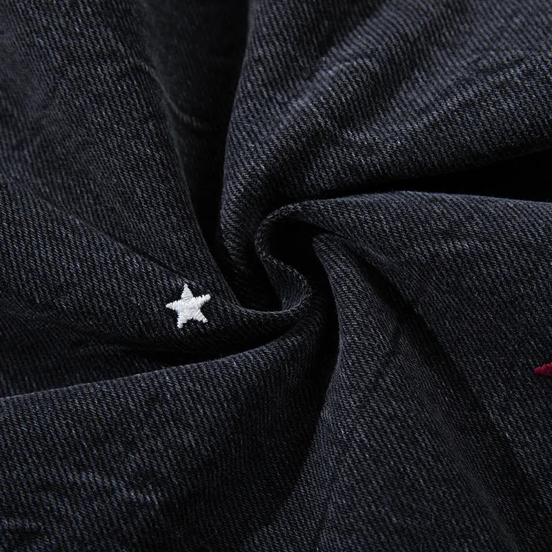 Vaqueros Rojos Desgastados con Panel y Estrellas-S1240