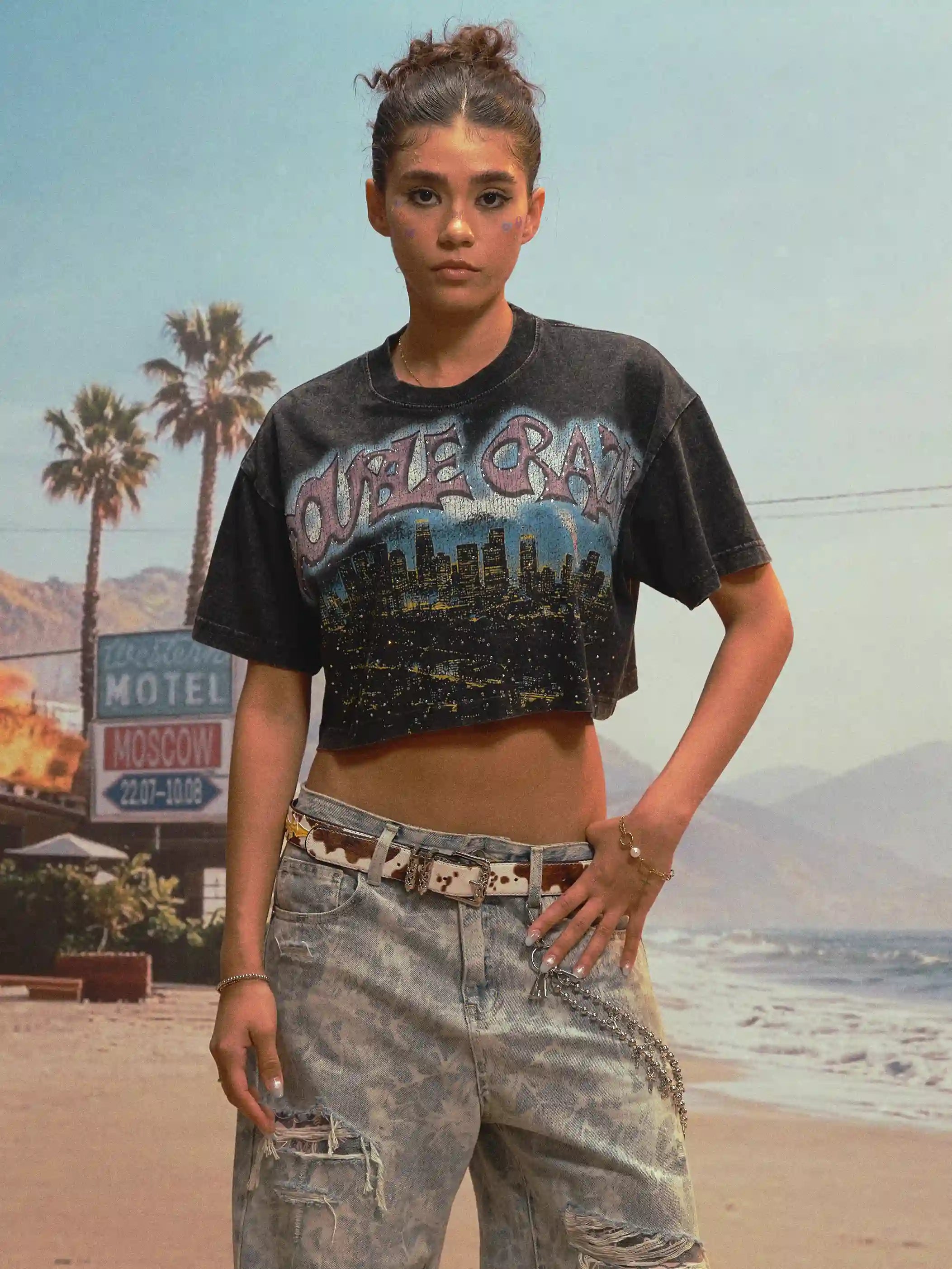 Boxy L.A. Skyline Bling Crop Tee-541