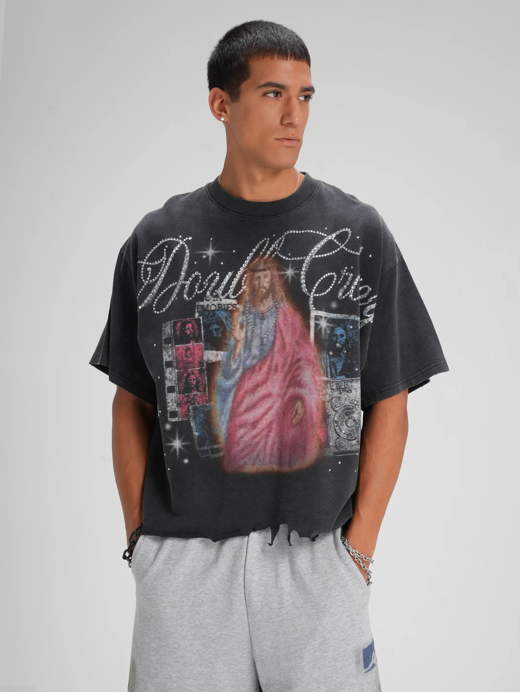 Distressed Art Jesus Tee-564