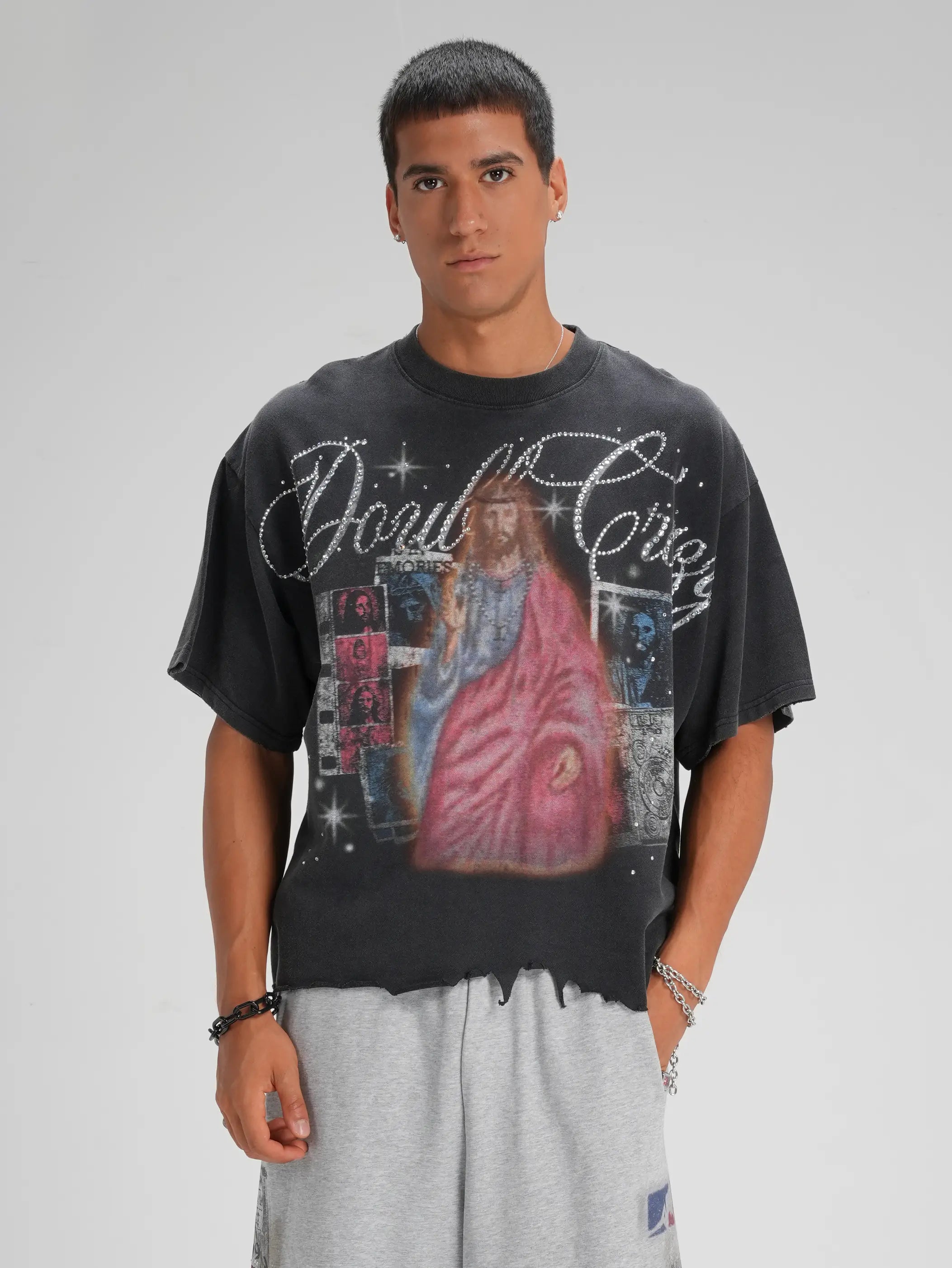 Distressed Art Jesus Tee-564