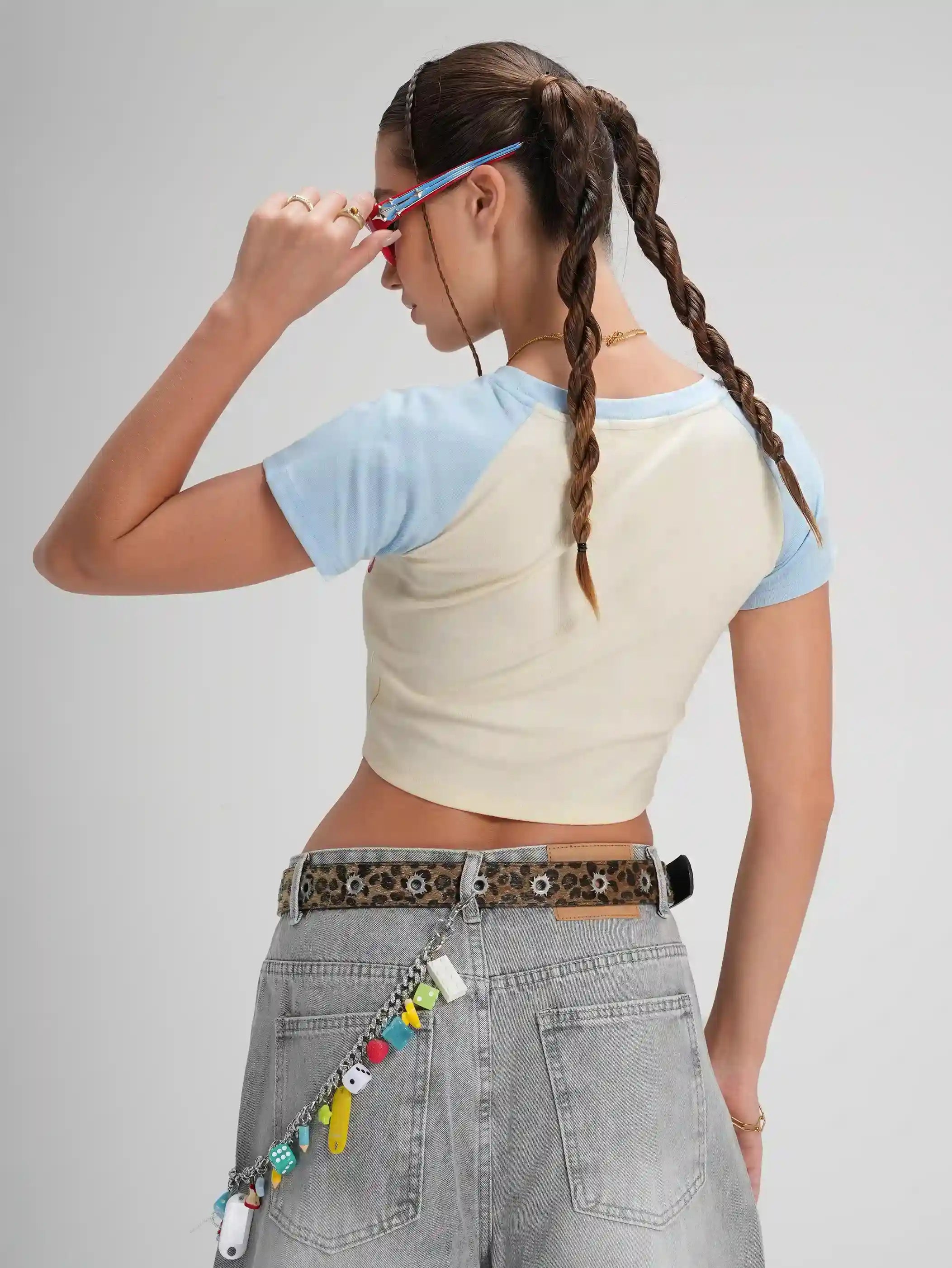 Top corto estilo retro con brillos para coche-620