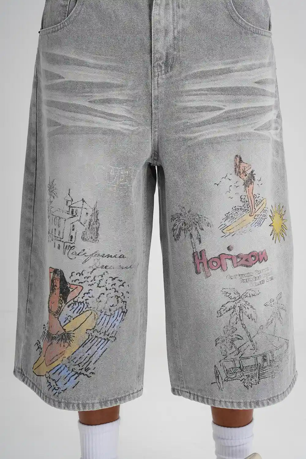 Surfer Girl Baggy Shorts-644
