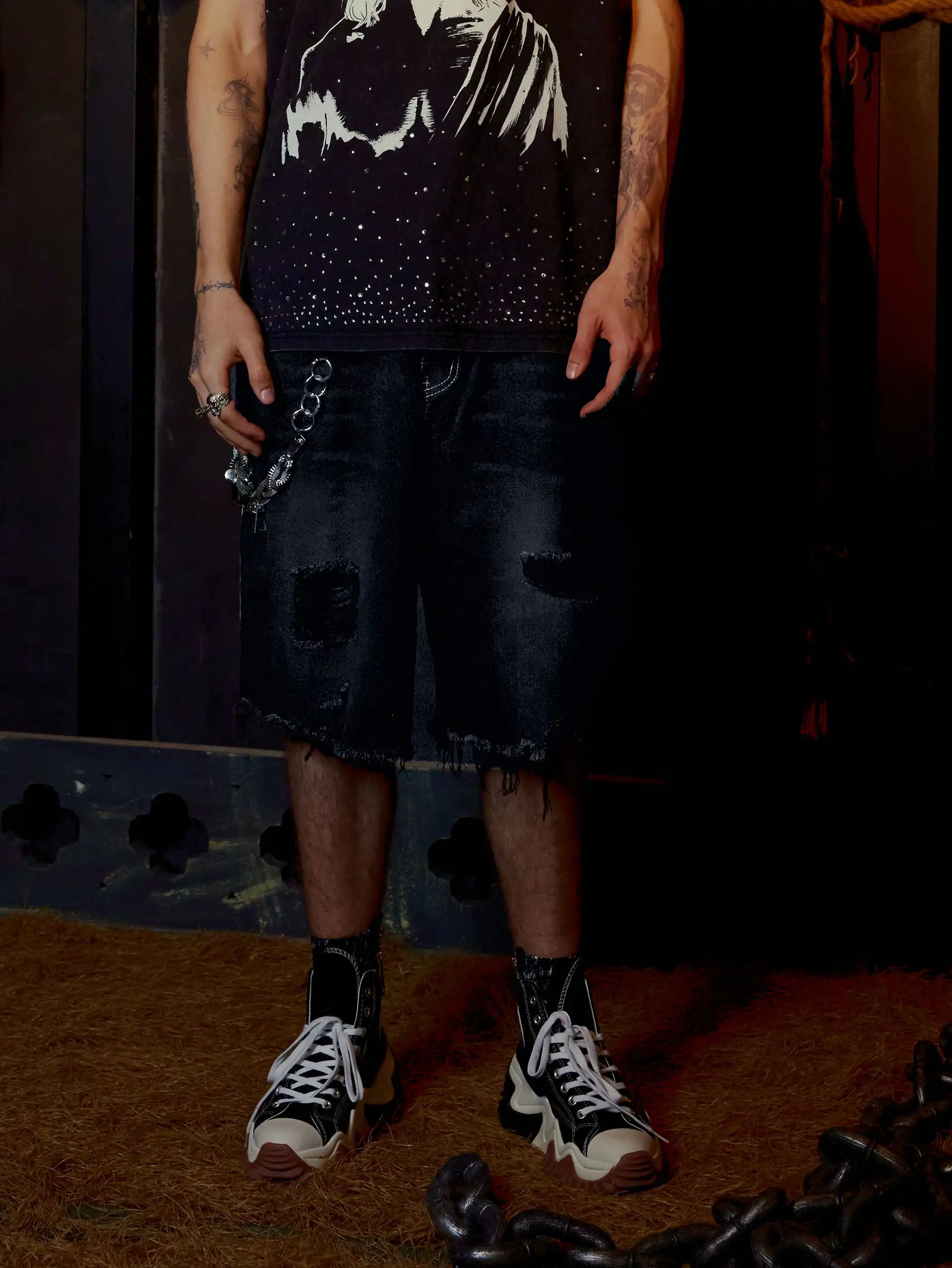 Rebellious Distressed Denim Shorts-S1063