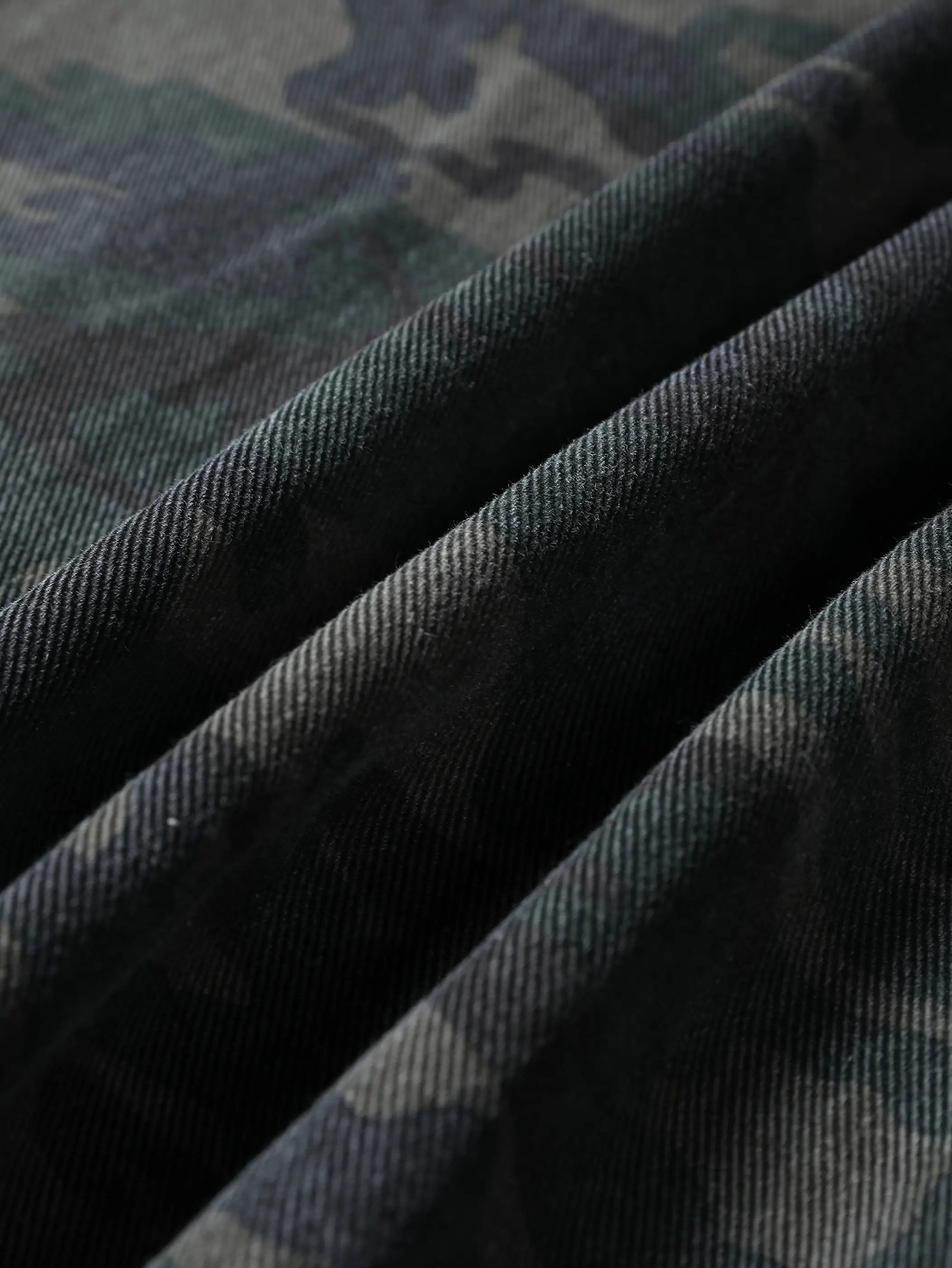 Multicolor Crystal Camouflage Shorts-S1045