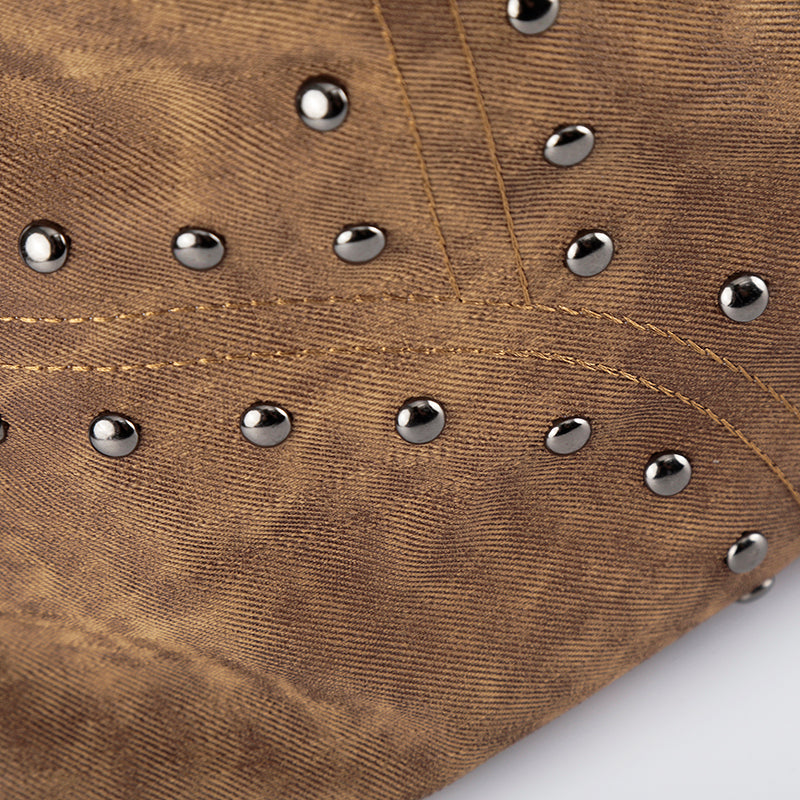 Bolso tote roquero con tachuelas lavado a la piedra-S1221
