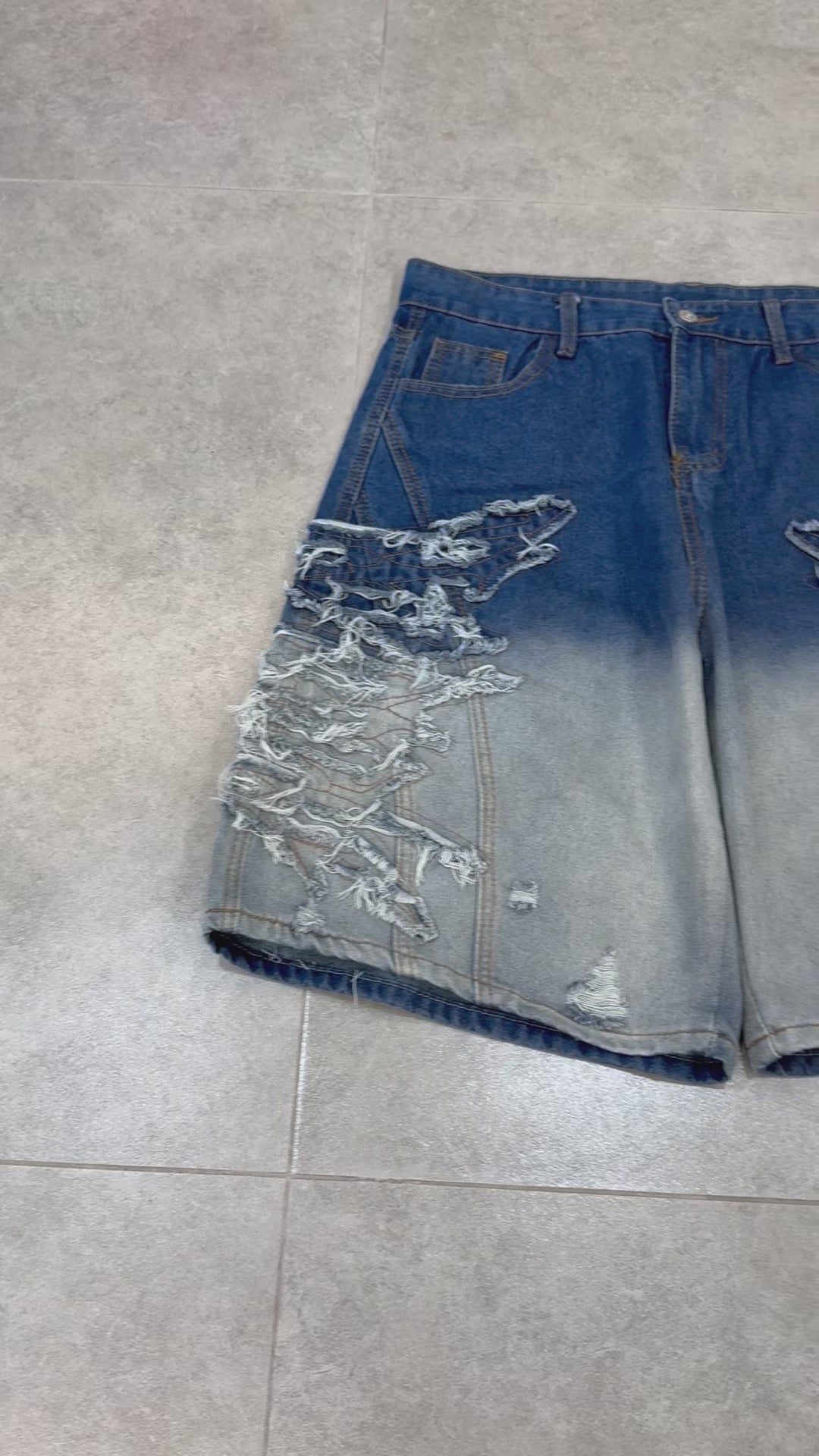 Gradient Ripped Denim Shorts-S1042