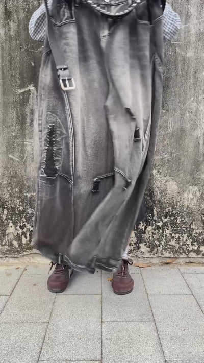 Dark Wash Distress Jeans - S131