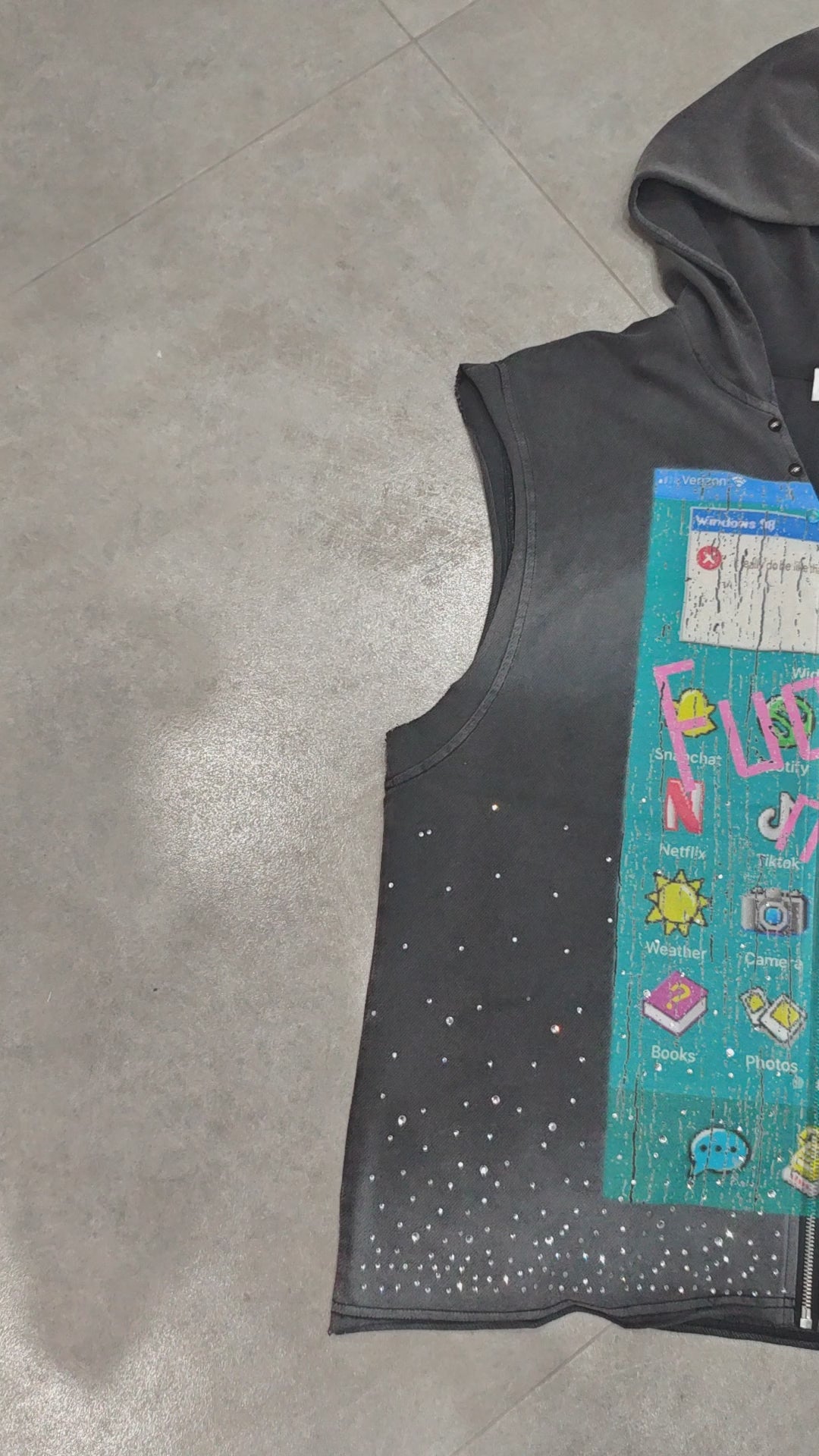 Pixel Breakdown Hooded T-shirt-188