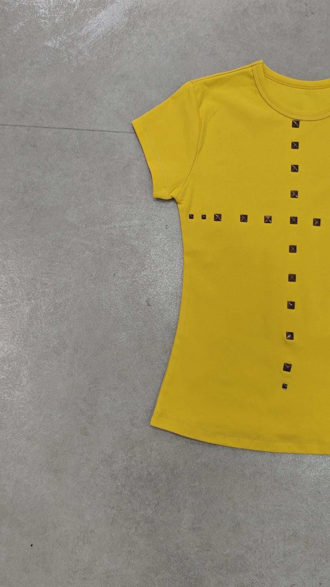 Radiant Cross Stud T-shirt-261